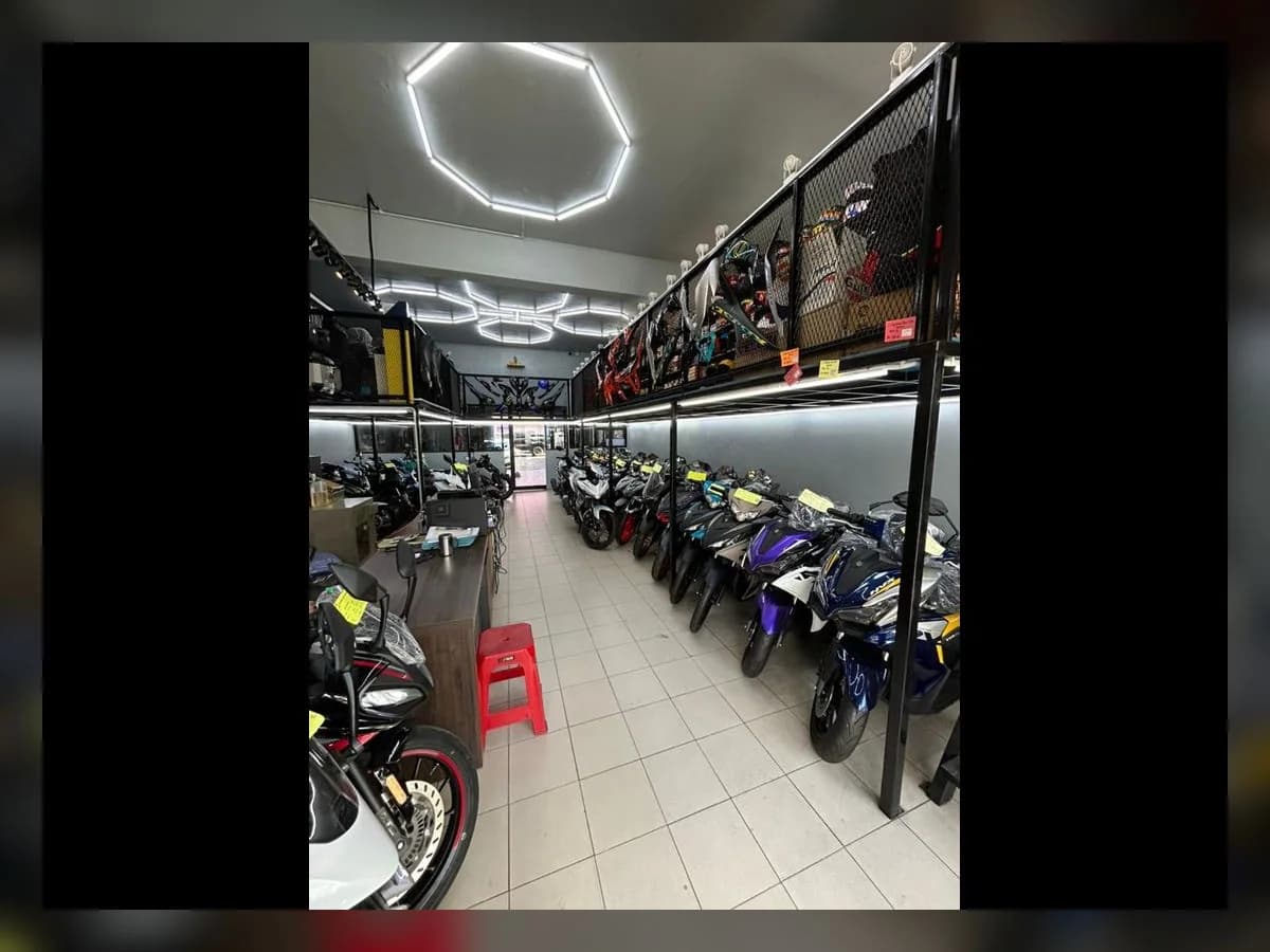 Sin Ban Hock Motor Sdn. Bhd. (Lahad Datu Branch) showroom photo 3