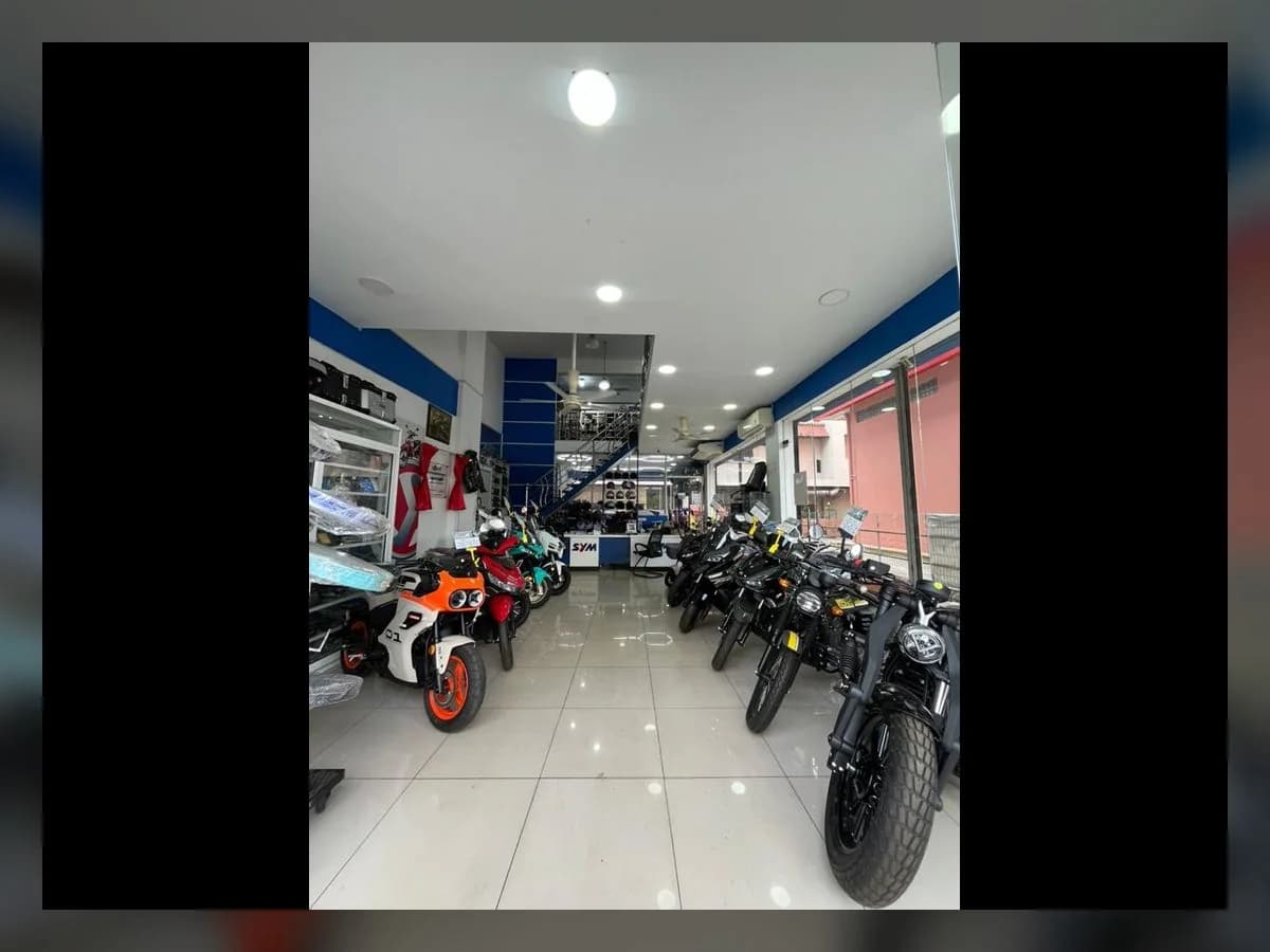 Sin Ban Hock Motorcycle Sdn. Bhd. (Smart Shop) showroom photo 3